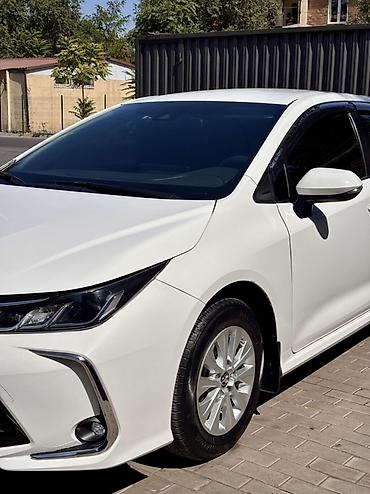 eado ev: Toyota Corolla: 2021 г., 1.8 л, Вариатор, Гибрид, Седан — 3