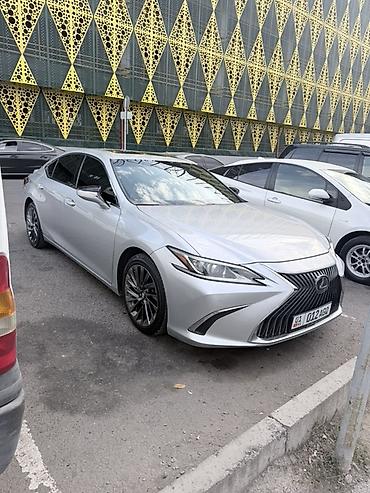 х5 м: Lexus ES: 2019 г., Автомат, Гибрид, Седан — 1