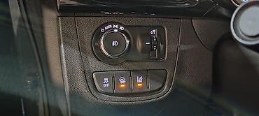 Chevrolet: Chevrolet Spark: 2016 г., 1 л, Вариатор, Бензин, Хэтчбэк — 10