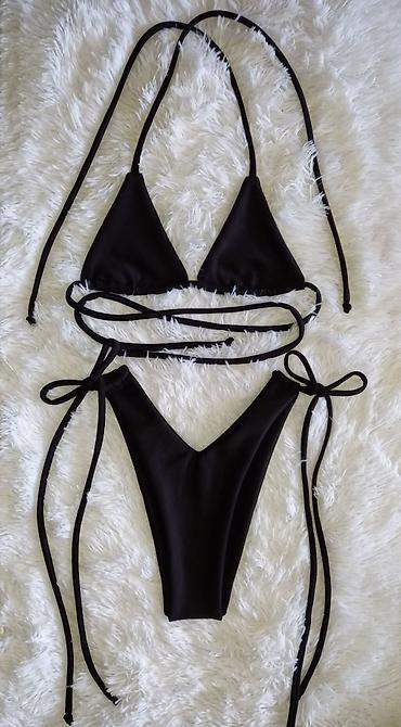 korset: Bikini set – dvodelni trouglasti top i visoki V donji deo sa — 1