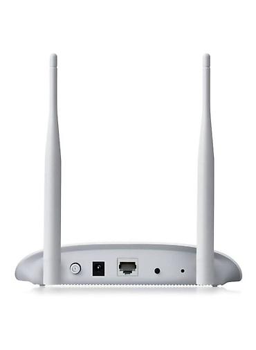 iphone 15 pro irshad: Acces pointdir TP-Link Wi‑Fi router - Model xətti: 2 antenalı, 2.4 — 2