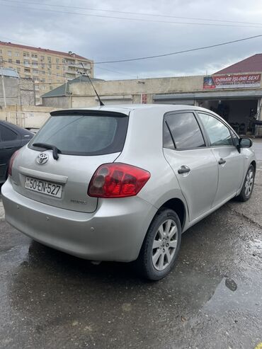 Toyota: Toyota Auris: 1.4 l | 2008 il Hetçbek — 14