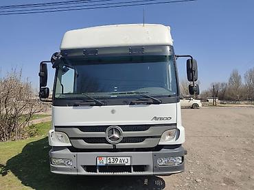Mercedes-Benz: Mercedes-Benz : 2012 г., 6.4 л, Ручные, Дизель, Фургон — 1