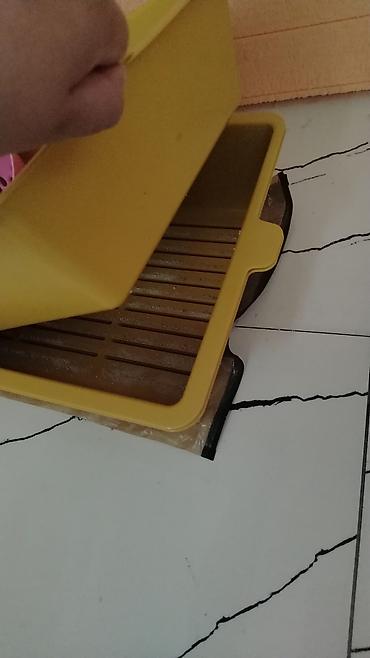 Heyvanlar üçün mallar: Məhsul: Pişik tualet dəsti Tərkibi və xüsusiyyətləri: - Qapalı tip — 4