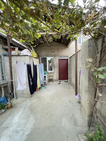 Həyət evləri və villaların satışı: 3 otaqlı, 70 kv. m, Orta təmir — 4