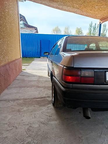 Volkswagen: Volkswagen Passat: 1992 г., 1.8 л, Кол менен иштөөчү, Бензин, Седан — 8
