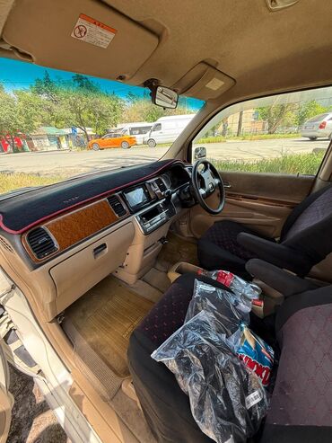 тойота минивен: Honda Stepwgn: 2004 г., 2 л, Автомат, Газ, Минивэн