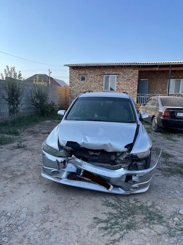 разбитые машины: Honda Odyssey: 2004 г., 2.4 л, Автомат, Бензин, Универсал