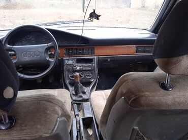 Audi: Audi 100: 1990 г., 2 л, Механика, Бензин, Универсал