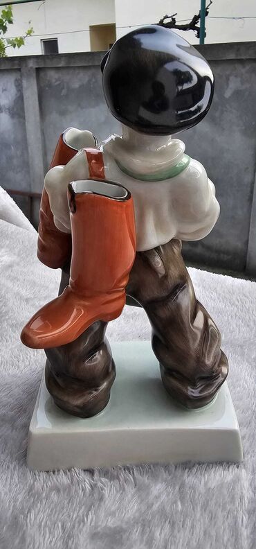 Figure: Figura, bоја - Šareno — 4