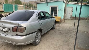 Nissan: Nissan Primera: 2001 г., 1.8 л, Механика, Бензин, Хэтчбэк