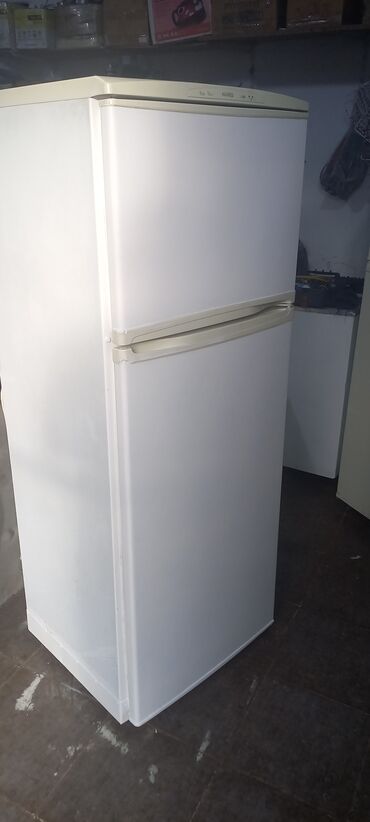 Холодильники: Б/у Двухкамерный Nord Холодильник цвет - Белый