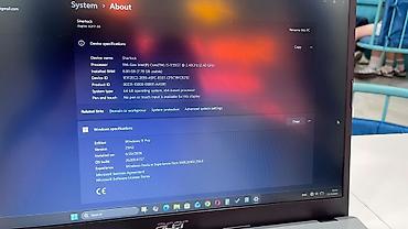 m tech computers: Acer Aspire 3 noutbuk - Ekran: 17.3", Full HD mat ekran - Prosessor — 10