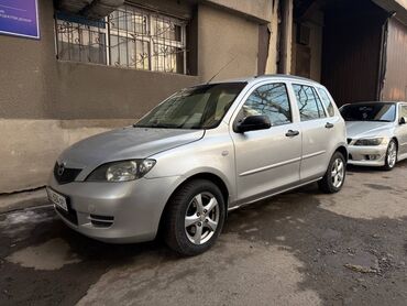 Mazda: Mazda 2: 2003 г., 1.6 л, Механика, Бензин, Хэтчбэк