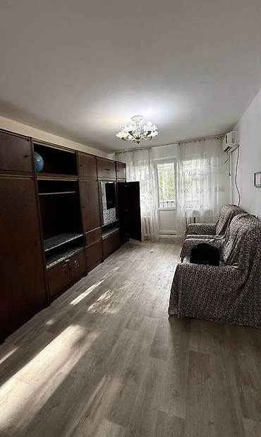 58: 3 комнаты, 58 м², 4 мкр 104 серия, 4 этаж, Косметический ремонт — 1