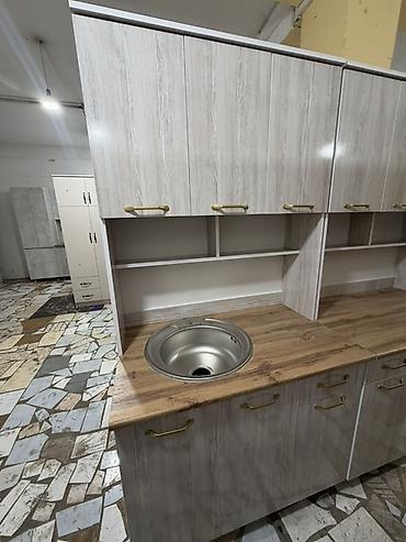 Кухонные гарнитуры: Кухонный гарнитур с мойкой и рабочей столешницей - Компактный — 4