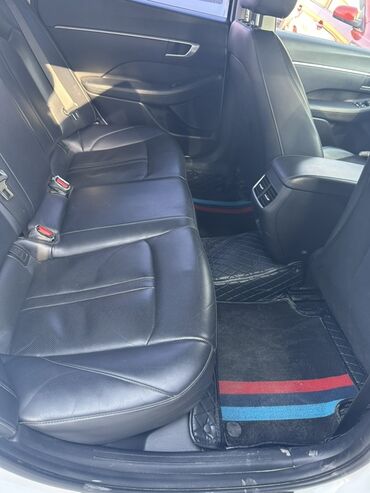 Hyundai: Hyundai Sonata: 2019 г., 2 л, Автомат, Газ, Седан — 4