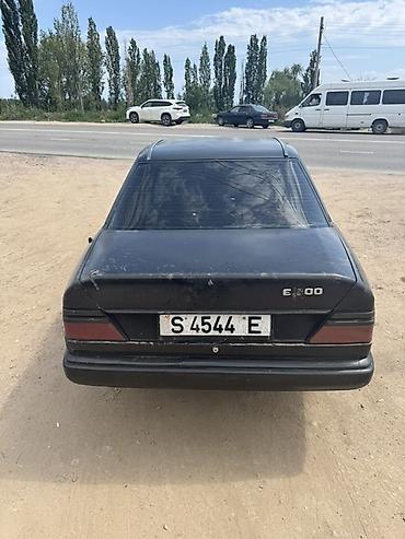 возможен в обмен: Mercedes-Benz W124: 1989 г., 2 л, Механика, Бензин, Седан — 5