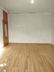 Həyət evləri və villaların satışı: 3 otaqlı, 121 kv. m, Orta təmir — 6