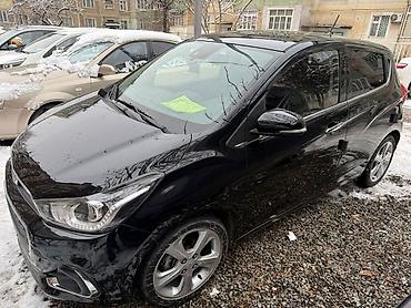 Chevrolet: Chevrolet Spark: 2016 г., 1 л, Вариатор, Бензин, Хэтчбэк — 3