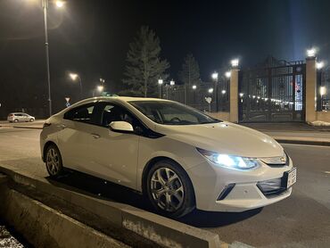 Chevrolet: Chevrolet Volt: 2015 г., 1.5 л, Автомат, Гибрид, Седан