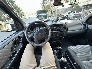 maveric: Ford Maverick: 2002 г., 2 л, Механика, Бензин, Кроссовер — 5