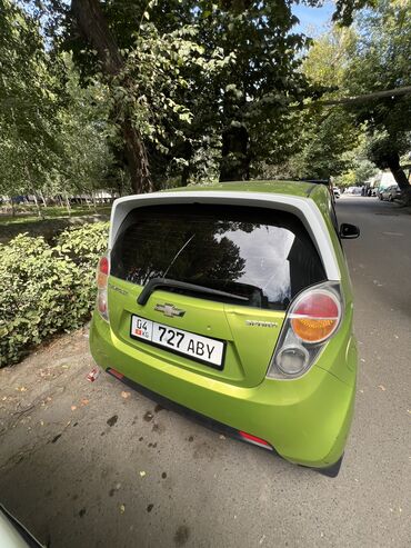 мини линза: Chevrolet Spark: 2012 г., 1 л, Механика, Бензин, Хэтчбэк