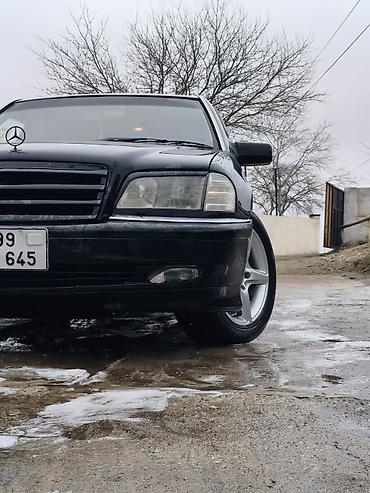 islenmis avtomobiller: Mercedes-Benz C 230: 2.3 l | 1998 il Sedan — 3