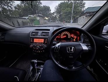 универсал 210: Honda Accord: 2002 г., 2.4 л, Автомат, Газ, Универсал — 6