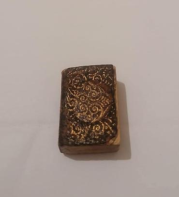 gozel kitab sekilleri: 1800-cu illərin axırlarına məxsus nadir kiçik quran satılır — 2