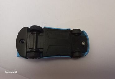 Игрушки: Продаю машинки хот вилс ( на обороте написано). покупаете первые 4 at lalafo.kg — 21 Игрушки: Продаю машинки хот вилс ( на обороте написано). покупаете первые 4 — 21