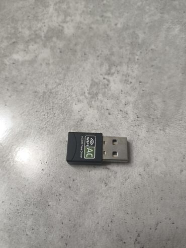 беспроводной адаптер для телевизора: USB Wi‑Fi адаптер AC600 - Компактный беспроводной адаптер стандарта