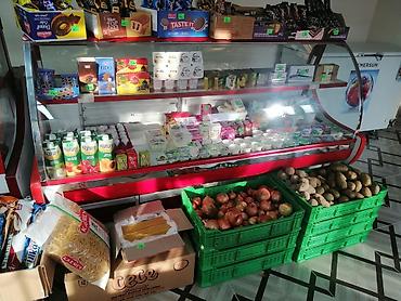 Soyuducu avadanlığı: Mini-market vitrini və ərzaq çeşidləri Məhsul təsviri: - Soyuducu — 1