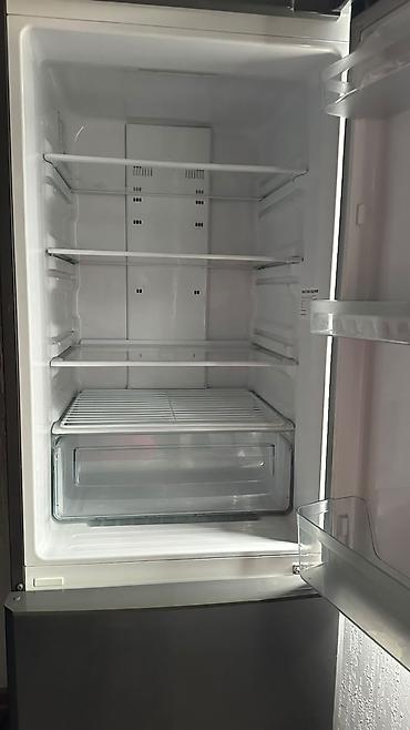 fridge: Холодильник Samsung, Б/у, Двухкамерный, No frost — 2