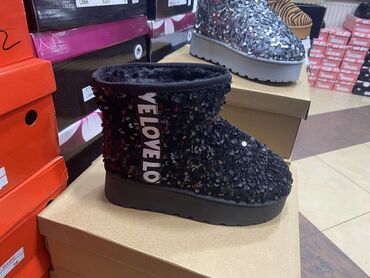 favorito obuća: Ugg boots, color - Black, 38