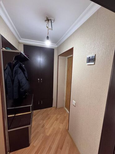 Uzunmüddətli kirayə mənzillər: Nizami Rayonu Neftçilər Metrosu 229 Saylı Məktəb İnterTuran 2 otaq — 8