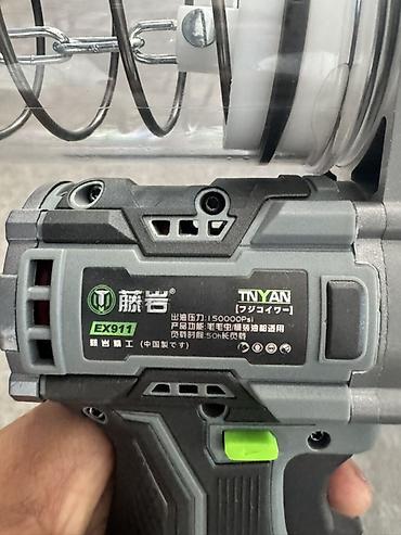 джаны джер: Аккумуляторный шприц‑смазочник TNYAN EX911 Описание: - — 3