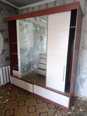 рокавина бу: Срочно продаю шкаф