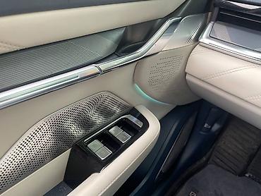 Zeekr: Zeekr 001: 0.1 л | 2023 г. Хэтчбэк — 13