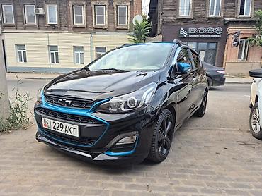 спарк продажа: Chevrolet Spark: 2018 г., 1 л, Автомат, Электромобиль, Хэтчбэк — 1
