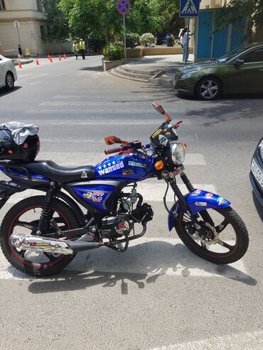 Motosikletlər: Mavi rəngli şəhər/skuter tipli motosiklet - Gözoxşayan mavi kuzov — 8