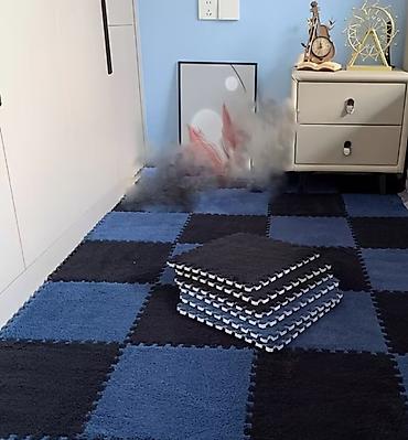 İdman alətləri: Üstü yumşaq tatami . Ölçü 30 sm 30 sma 1 ədədi . 1 poaçkada 12 ədəd — 2