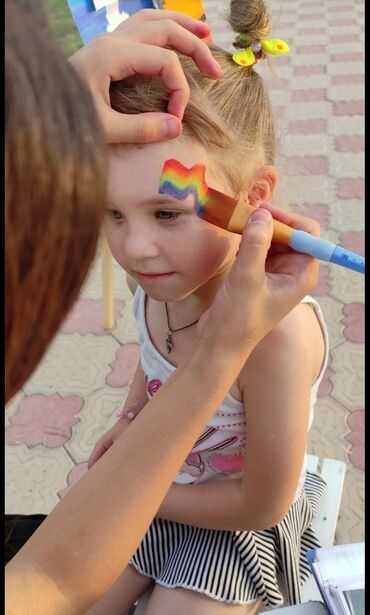 Макияж: Праздничный, Гипоаллергенные материалы — 7