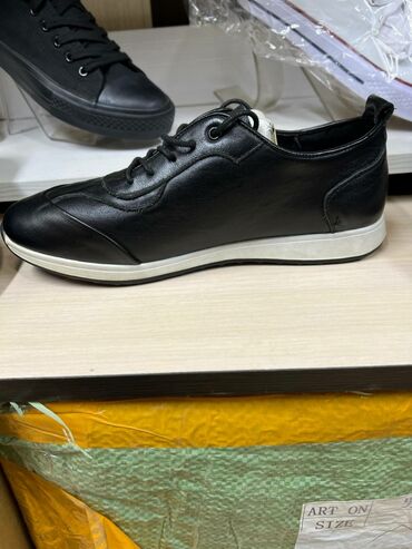 pirani обувь: Размер 39/44
Чиста кожа PIRANI фирма
Цена 2800сом