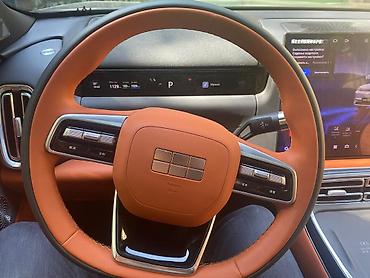 пользовались: Geely Galaxy M9: 2025 г., Автомат, Гибрид — 5