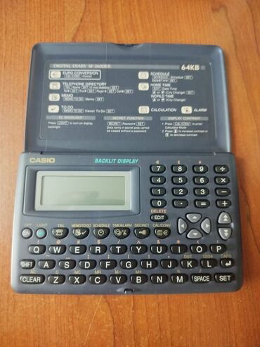 advent calendar qiymət: Casio Digital Diary SF-3600ER – 64KB, arxa işıqlı ekranlı elektron