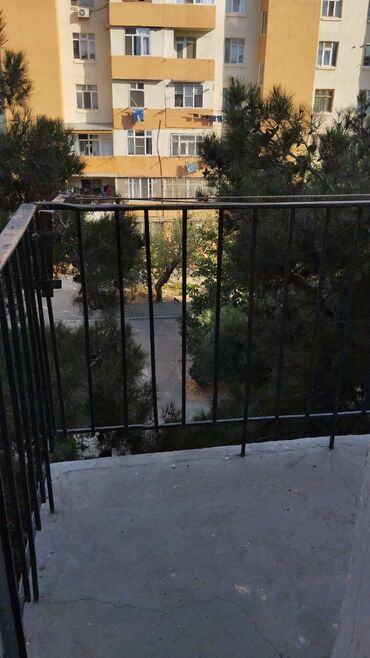 Köhnə tikili: Satılır Bakıxanovda Asan xidmətə yaxın qanuni 1 otaq 2 otağa predilka -da lalafo.az — 12 Köhnə tikili: Satılır Bakıxanovda Asan xidmətə yaxın qanuni 1 otaq 2 otağa predilka — 12