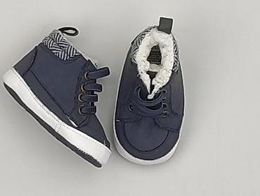 primark bluzy: Buciki niemowlęce, Primark, 15 i mniejsze, stan - Idealny — 1
