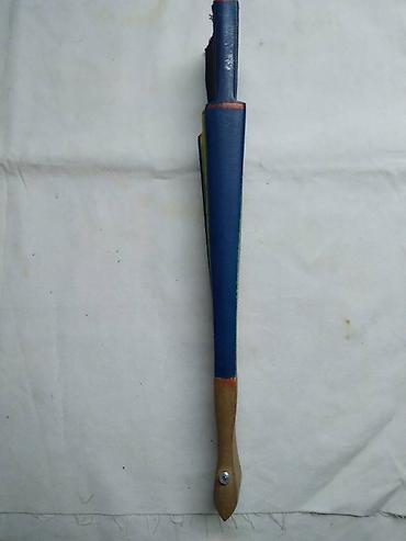 Ostali aksesoari: Lepeza drvena 21-22 cm. polovna.Cena za kom — 6