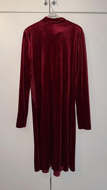 Donlar: Məhsul: Bordo rəngdə məxmər don - Material: yumşaq, parlaq məxmər — 2